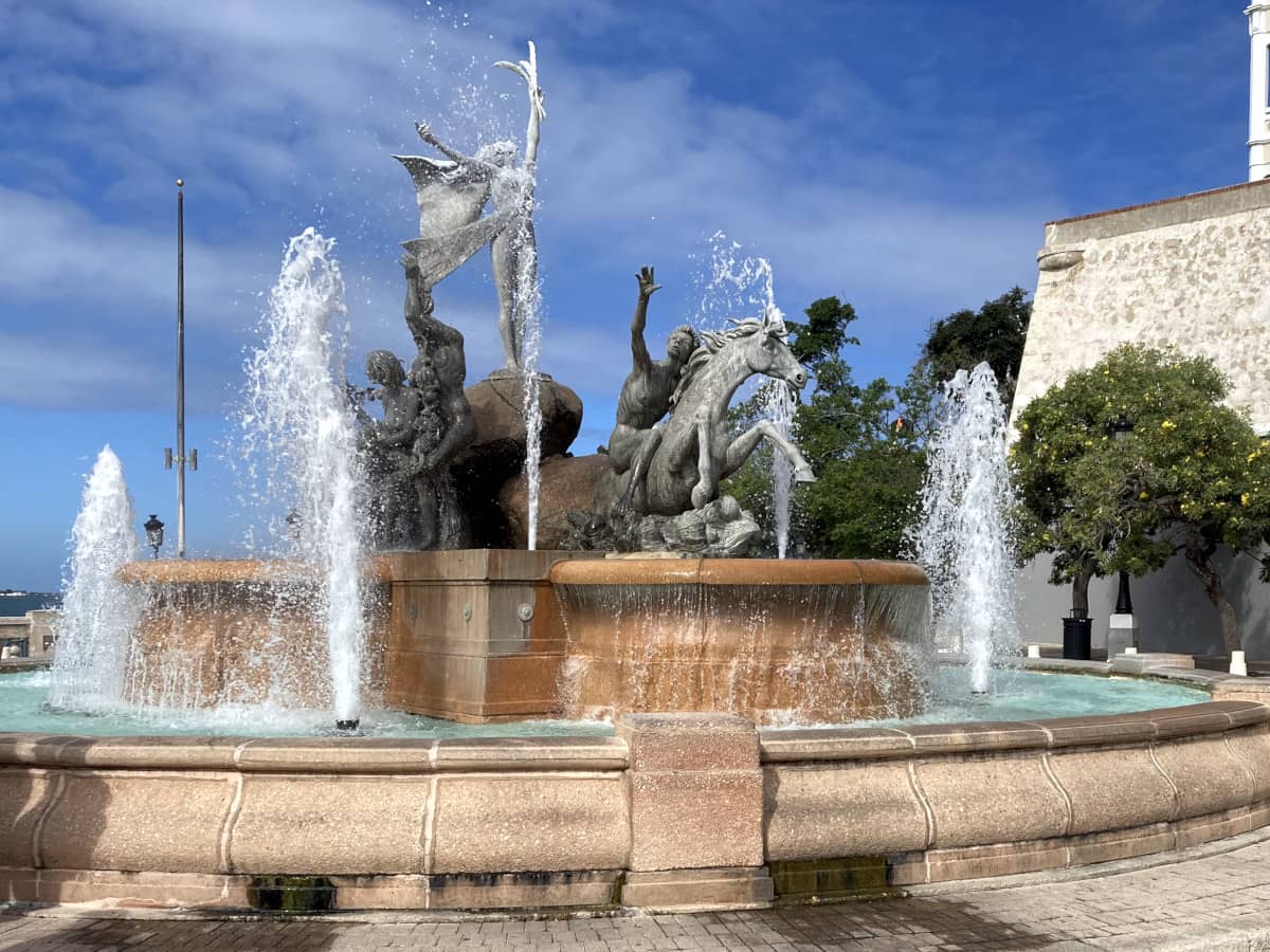 Raices Fountain (San Juan, Puerto Rico)